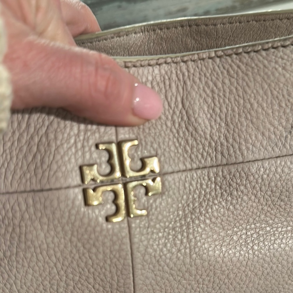 Tory Burch Pink/Beige Crossbody Bag with Gold Hardware - Picture 6 of 13